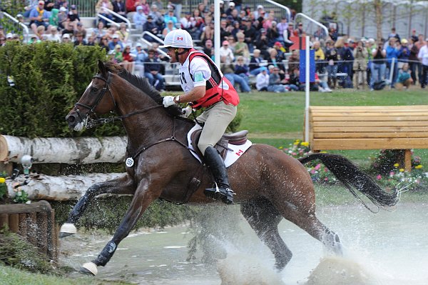 WEG2-10-2-10-EV-XX-6040-MadisonPark-KyleCarter-DDeRosaPhoto.jpg