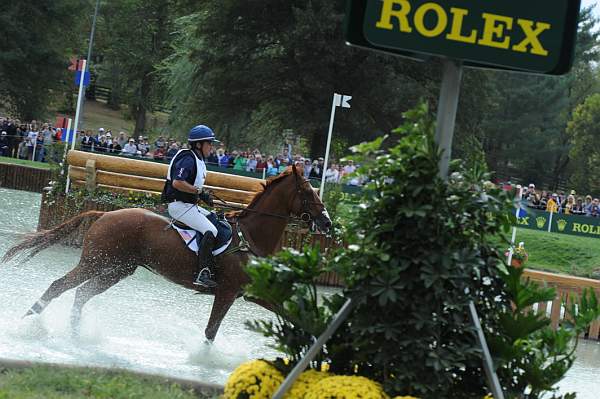 WEG2-10-2-10-EV-XX-5886-Woodburn-PhillipDutton-DDeRosaPhoto.jpg