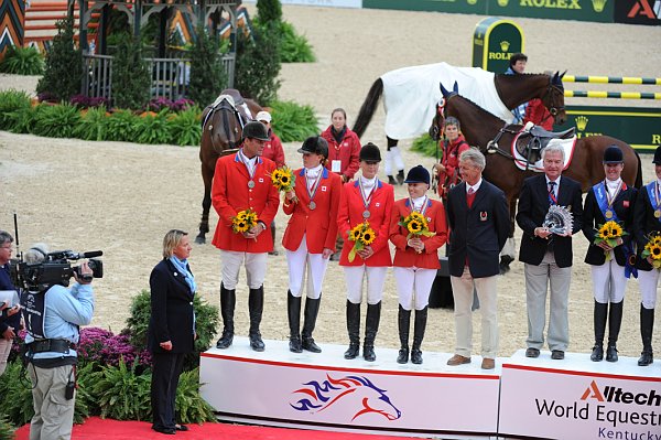 WEG2-10-3-10-EV-Medals-7541-DDeRosaPhoto.jpg