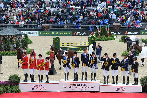 WEG3-10-3-10-EV-Medals-DSC_6081-DDeRosaPhoto.jpg