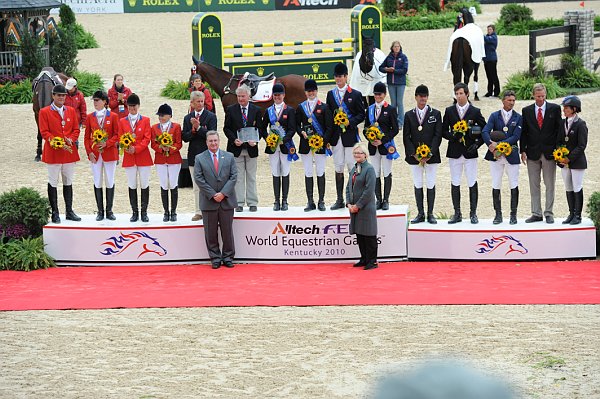 WEG3-10-3-10-EV-Medals-DSC_6103-DDeRosaPhoto.jpg