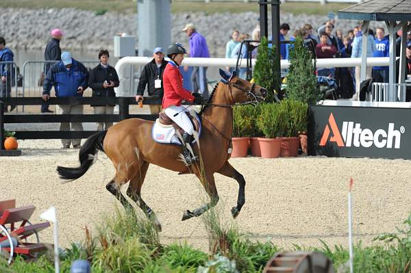 WEG2-10-4-10-SJ-8163-LaurenHough-QuickStudy-DDeRosaPhoto.jpg