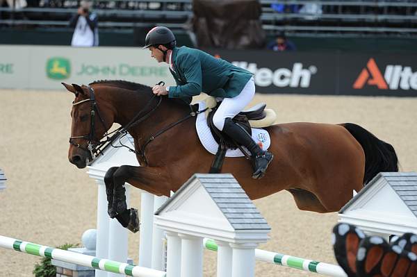 WEG2-10-4-10-SJ-7840-DenisLynch-Lantinus-DDeRosaPhoto.JPG