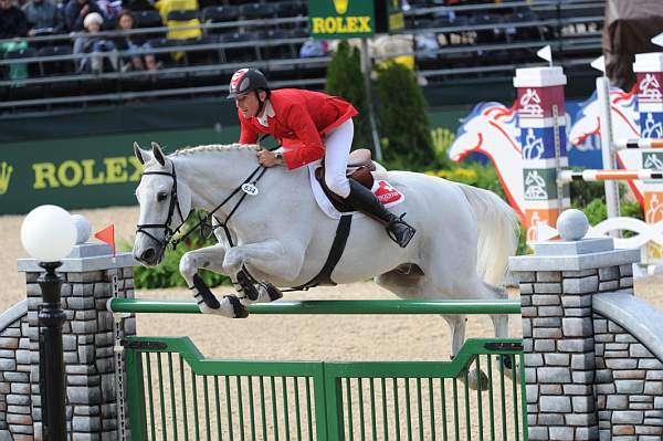 WEG2-10-4-10-SJ-8144-NiklausSchurtenberger-Cantus-DDeRosaPhoto.JPG