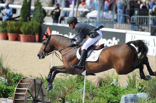 WEG2-10-4-10-SJ-8266-ManuelAnon-AcantusGK-DDeRosaPhoto.JPG