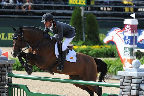 WEG2-10-4-10-SJ-8267-ManuelAnon-AcantusGK-DDeRosaPhoto.JPG
