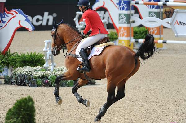 WEG2-10-4-10-SJ-8400-AleksandraLusina-Ekwador-DDeRosaPhoto.JPG