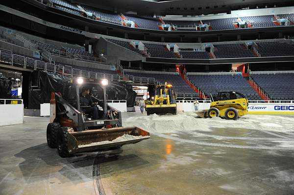 WIHS-10-24-10-Setup-0253-DDeRosaPhoto.jpg