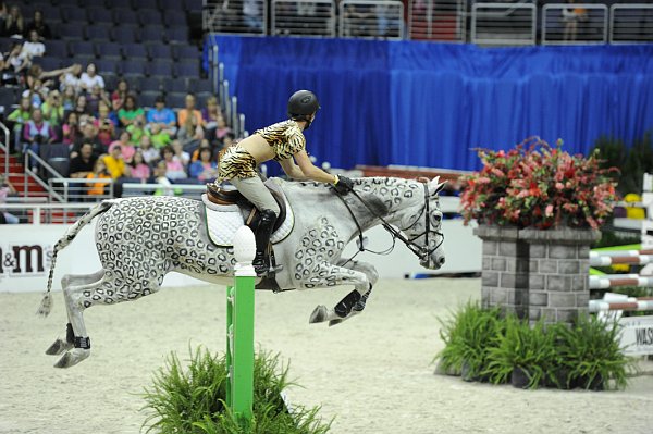 WIHS2-10-28-10-4992-RenoirDuBuisson-DavidTromp-DDeRosaPhoto.jpg