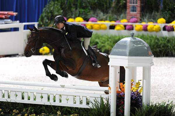 WIHS1-10-27-10-Cl34-2ndYrHtrStke-9972-InsideScoop-KimPrince-DDeRosaPhoto.jpg