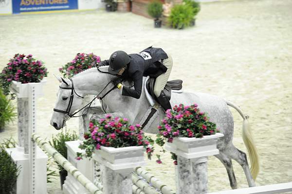 WIHS1-10-26-10-Cl3-GrConfHtr-7791-BellaBlue-MaggieJayne-DDeRosaPhoto.jpg