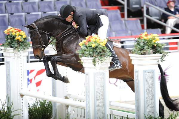 WIHS2-10-27-10-GrConfHtrStke-Cl5-0101-PurpleHeart-TomBrennan-DDeRosaPhoto.jpg