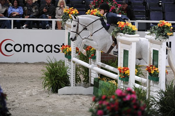 WIHS3-10-31-10-Cl123-LgPnyHtr-9917-HighCotton-AshleyToffolon-DDeRosaPhoto.jpg