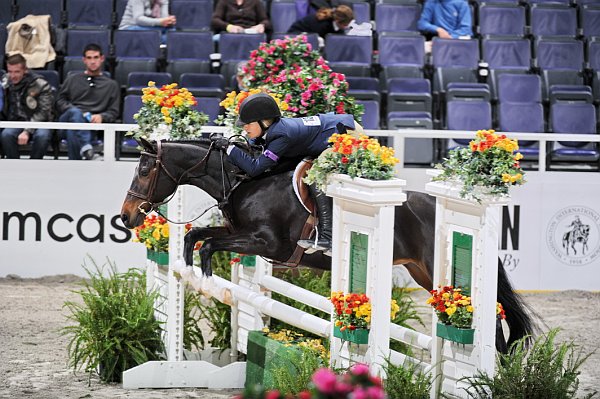 WIHS3-10-31-10-Cl123-LgPnyHtr-9937-Stella-RachelTavelman-DDeRosaPhoto.jpg