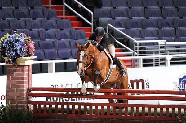 WIHS2-10-27-10-Cl14-RegConfHtrStke-0445-BasesLoaded-KelleyFarmer-DDeRosaPhoto.jpg