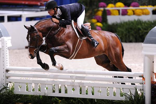 WIHS2-10-27-10-Cl44-RgWkgHtrStke-0383-Illusion-JohnFrench-DDeRosaPhoto.jpg