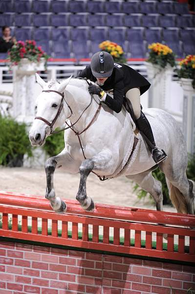 WIHS2-10-27-10-Cl44-RgWkgHtrStke-0389-SummerPlace-MaggieJayne-DDeRosaPhoto.jpg
