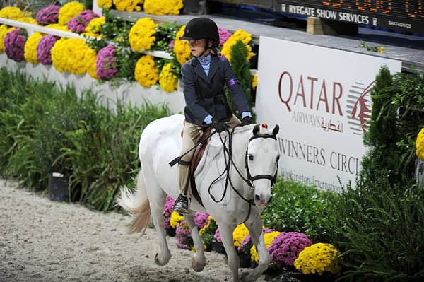 WIHS3-10-31-10-9248-TeeTime-IsabelRyan-DDeRosaPhoto.jpg