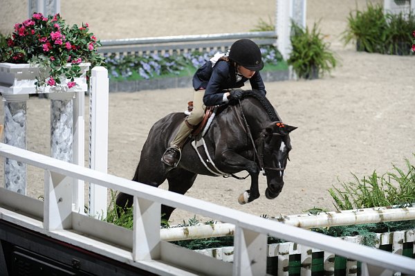 WIHS3-10-31-10-Cl103-SmPnyHtr-9200-JustTheFax-AmandaRoche-DDeRosaPhoto.jpg