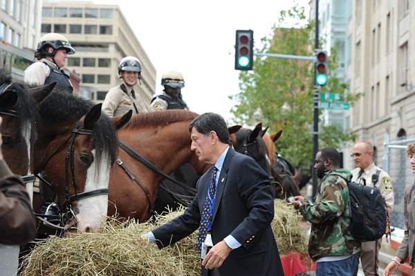 WIHS2-10-27-10-BreakfastMtdPolice-0553-DDeRosaPhoto.jpg