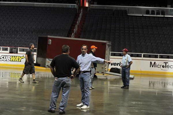 WIHS-10-24-10-Setup-0017-DDeRosaPhoto.JPG