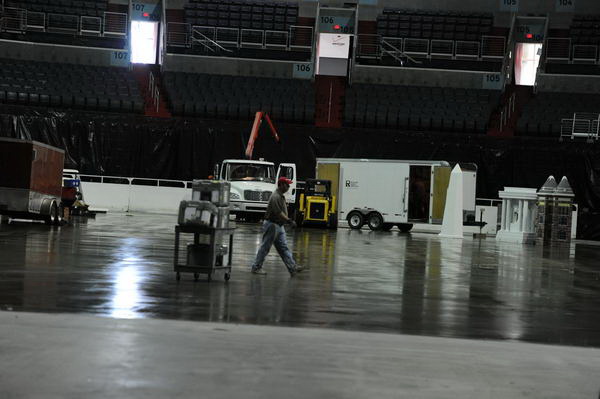 WIHS-10-24-10-Setup-0070-DDeRosaPhoto.JPG