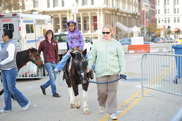 WIHS2-10-30-10-7361-KidsDay-DDeRosaPhoto.jpg