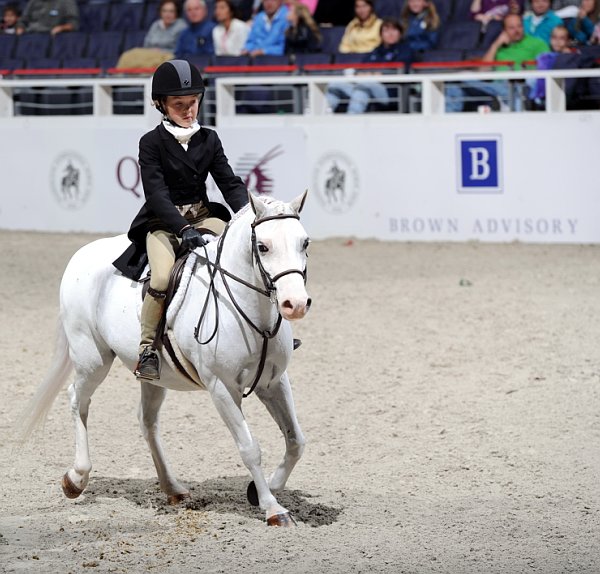 Brown-WIHS3-10-31-10-LocHtrFinals-Pny-0237-RowfantinaApollo-TaylorKayeMorrison-DDeRosaPhoto.jpg