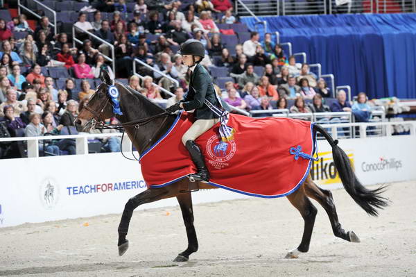 Conoco_Phillips-WIHS2-10-30-10-Cl182-WIHSEqFinals-8494-LillieKeenan-Uno-DDeRosaPhoto.jpg