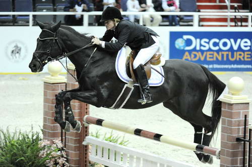 WIHS2-10-27-10-Cl189-WIHSAdCh-2019-KickTheClouds-RebeccaSmith-DDeRosaPhoto.jpg