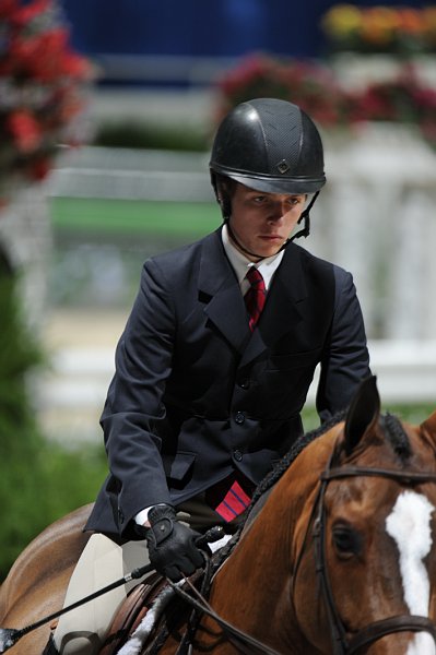 WIHS2-10-29-10-Cl181-WIHSEq-Htr-5794-ShawnCassady-CaliceDeFuyssieuZ-DDeRosaPhoto.jpg