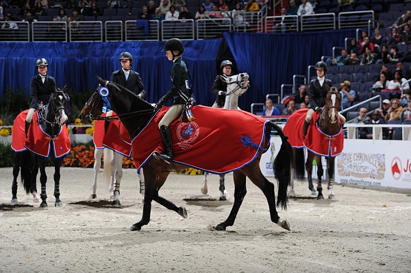 WIHS2-10-30-10-Cl182-WIHSEqFinals-8487-LillieKeenan-Uno-DDeRosaPhoto.jpg