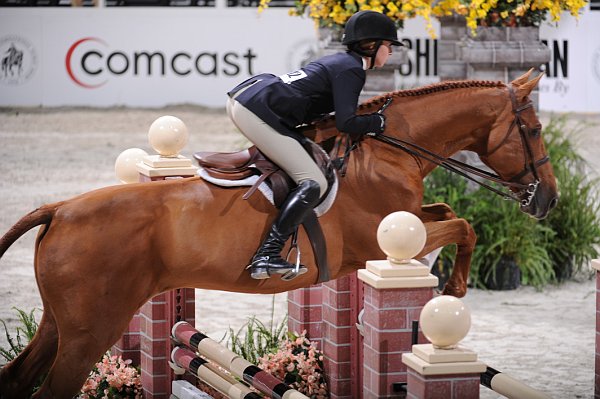 WIHS2-10-30-10-Cl182-WIHSEqJpr-8064-AbigailMcArdle-Aztec-DDeRosaPhoto.jpg