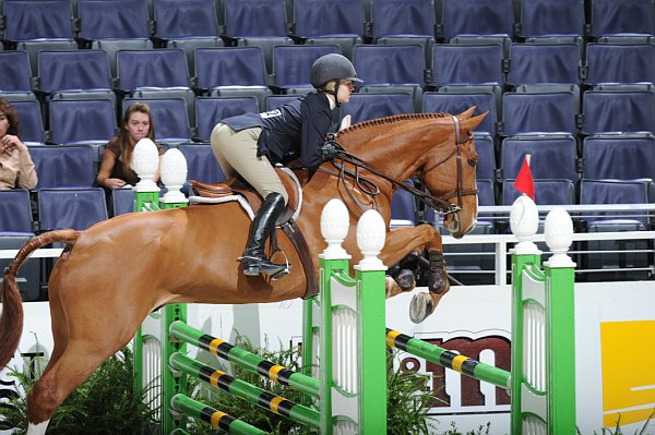 WIHS2-10-30-10-Cl182-WIHSEqJpr-8215-LucyDavis-Patrick-DDeRosaPhoto.jpg