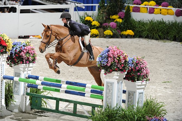 WIHS2-10-30-10-Cl182-WIHSEqJpr-8267-TaylorAnnAdams-FernwayPark-DDeRosaPhoto.jpg