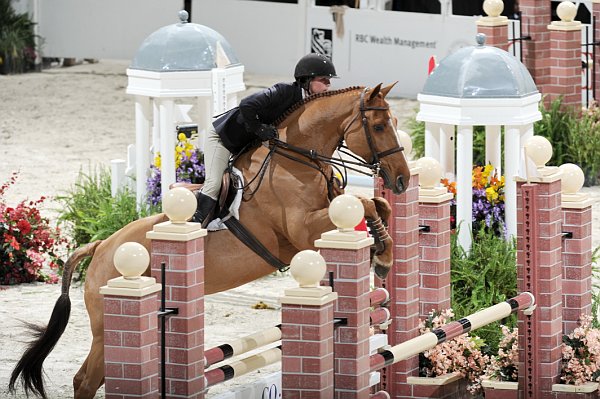 WIHS2-10-30-10-Cl182-WIHSEqJpr-8271-TaylorAnnAdams-FernwayPark-DDeRosaPhoto.jpg
