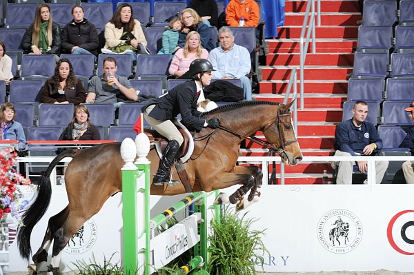 WIHS2-10-30-10-Cl182-WIHSEqJpr-8298-ShawnCasady-CaliceDeFuyssieuz-DDeRosaPhoto.jpg