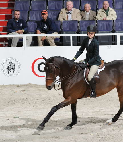 WIHS2-10-30-10-Cl182-WIHSEqJpr-8347-LillieKeenan-Uno-DDeRosaPhoto.jpg