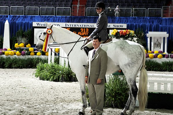 WIHS3-10-31-10-Cl191-RegHtrFinalsHrs-0402-Sailaway-AshleyChucker-DDeRosaPhoto.jpg