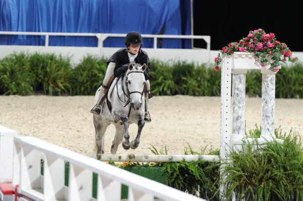 WIHS3-10-31-10-Cl193-LocHtrFinals-Pny-0187-HighlandsParis-KelsiOkun-DDeRosaPhoto.jpg