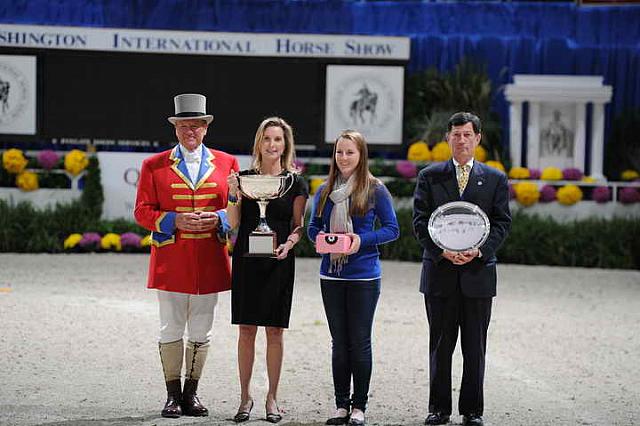 Presentations-WIHS2-10-30-10-Cl182-WIHSEqFinals-8483-DDeRosaPhoto.JPG