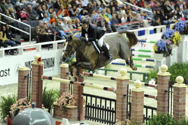 McLainWard-WIHS3-10-30-10-DSC_8729-Sapphire-DDeRosaPhoto.JPG