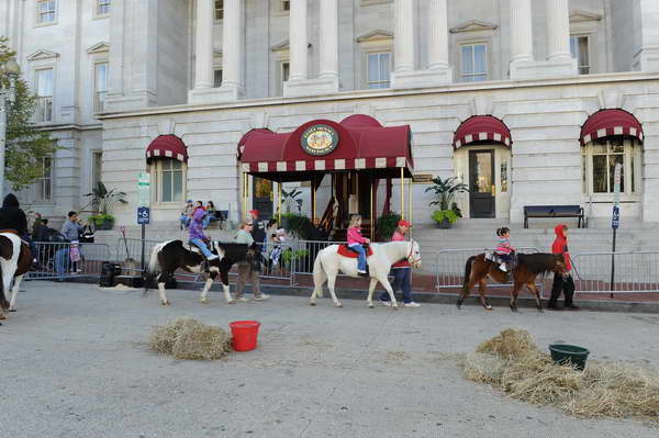 KidsDay-WIHS3-10-30-10-DSC_8265-KidsDay-DDeRosaPhoto.JPG