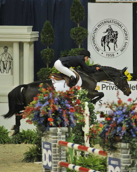 WIHS5-10-29-11-PresCup-1227-CincinattiLaSilla-JessicaSpringsteen-DDeRosaPhoto