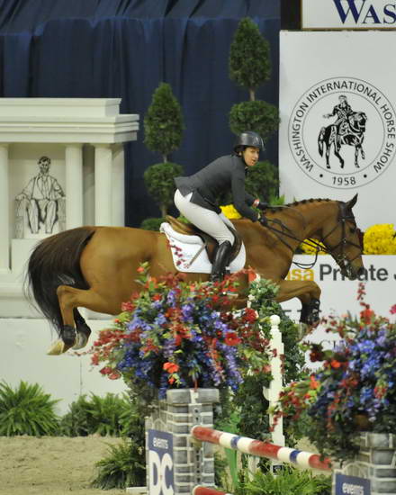 WIHS5-10-29-11-PresCup-1666-Teirra-LauraKraut-DDeRosaPhoto