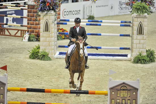WIHS5-10-29-11-PresCup-1288-Pavarotti-ToddMinikus-DDeRosaPhoto