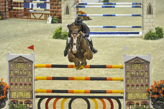 WIHS5-10-29-11-PresCup-1291-Pavarotti-ToddMinikus-DDeRosaPhoto