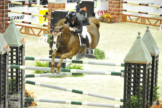 WIHS5-10-29-11-PresCup-1302-Pavarotti-ToddMinikus-DDeRosaPhoto