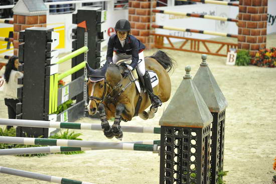 WIHS5-10-29-11-PresCup-1337-Urban-BlytheMarano-DDeRosaPhoto