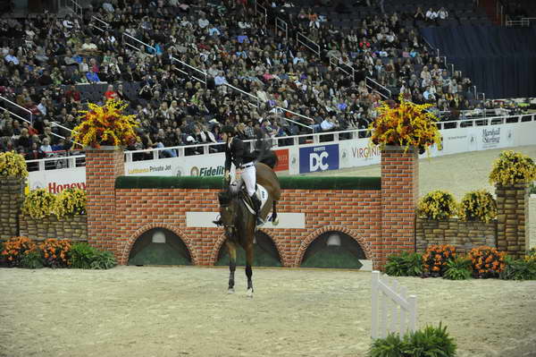 Donnatello-AndrewKocher-WIHS4-10-28-11-Puissance-8512-DDeRosaPhoto.JPG